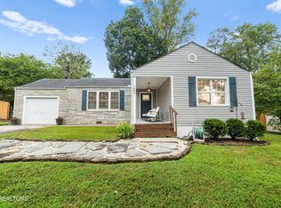 1807 Mac Alice Dr, Knoxville, TN 37918