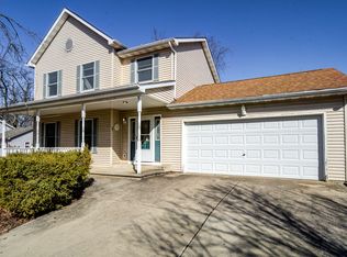 205 W Gardner St, Elwood, IL 60421