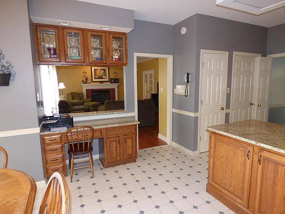 5th image of 439 Sweetgum Dr