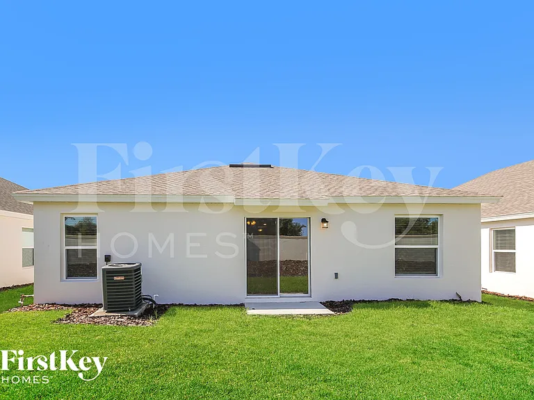 607 Lindbergh Way — Photo 17