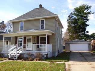 417 N Pine St, Janesville, WI 53548