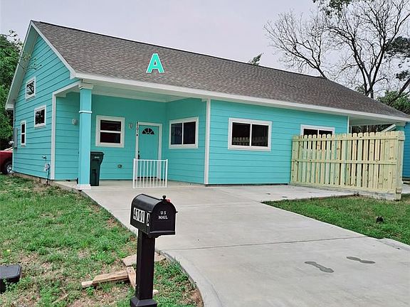 2nd image of 4701 Bland St #A