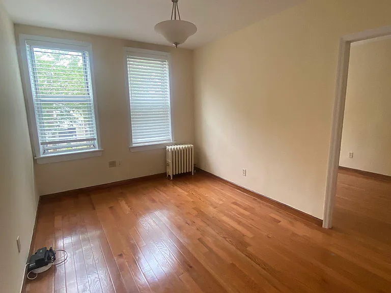 318 81st St #2 — Photo 5