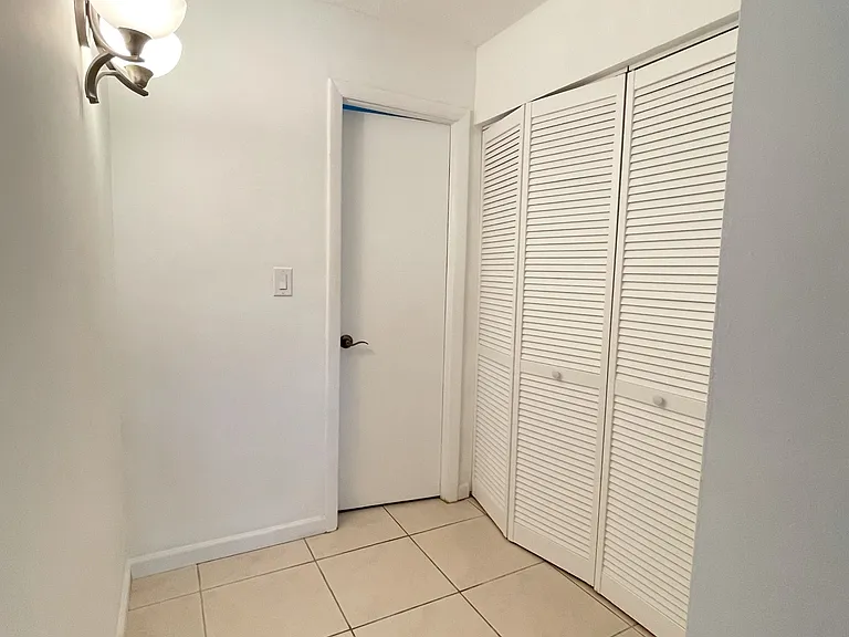 3750 NE 169th St #G-408 — Photo 3