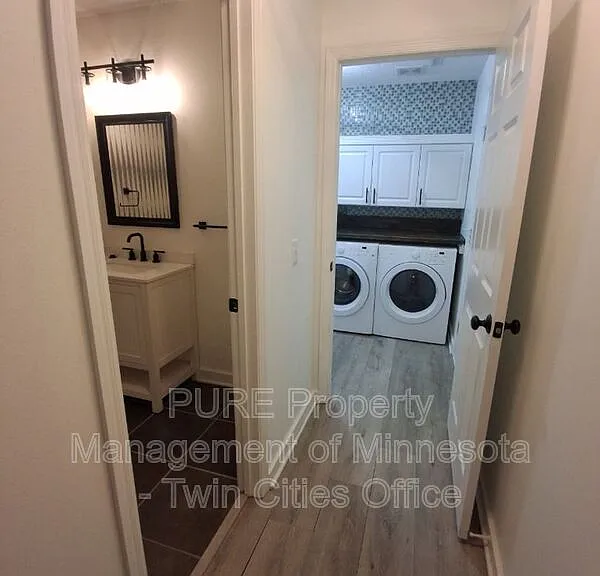 1860 Cliff Lake Ct — Photo 8