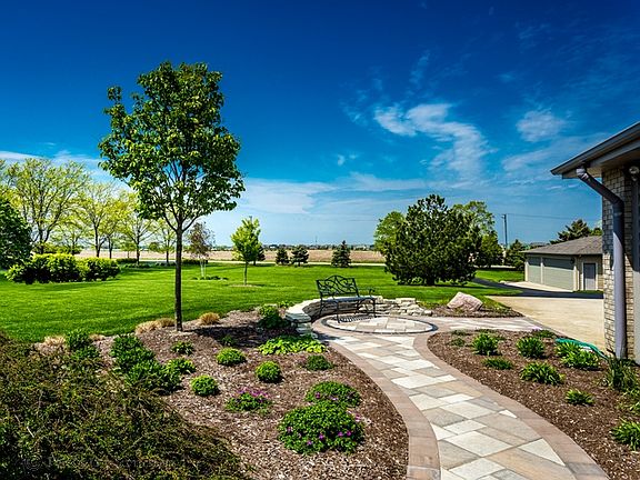 CUSTOM PAVER ENTRANCE