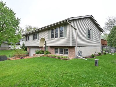 S15W37278 Willow Springs DRIVE, Dousman, WI, 53118