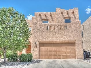 3763 Candelarias Ln NW, Albuquerque, NM 87107