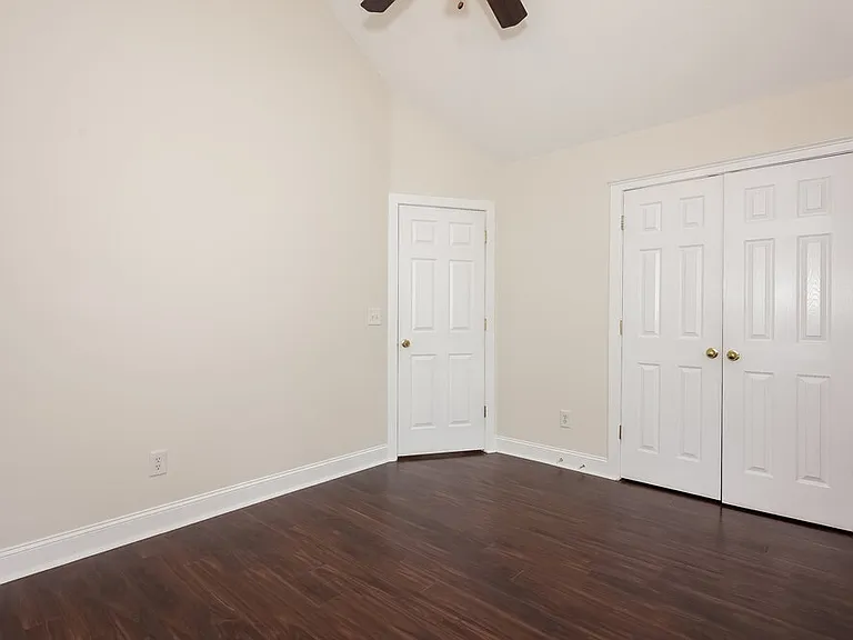 13438 Glencreek Ln — Photo 12