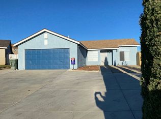 3840 Springfield Ct, Rosamond, CA 93560