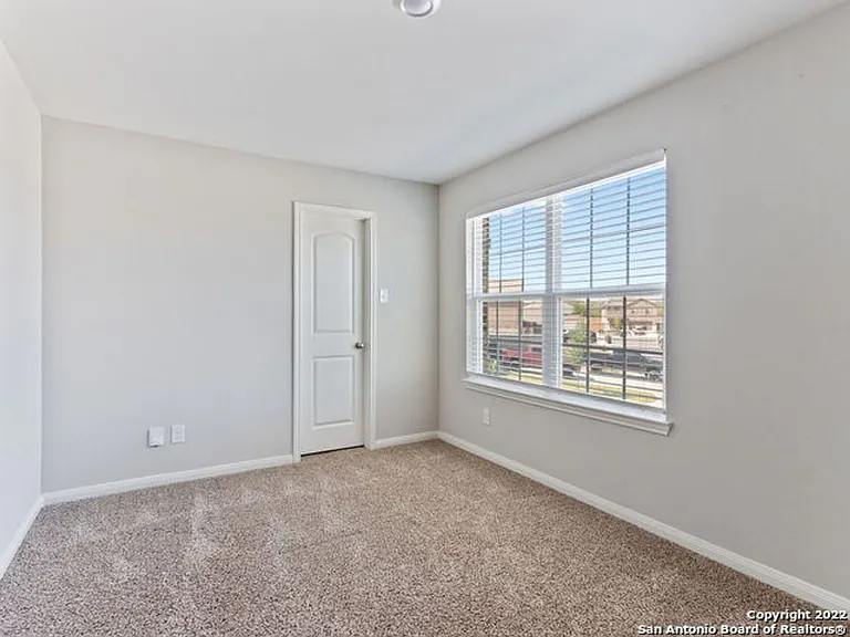 6550 Underwood Way — Photo 16
