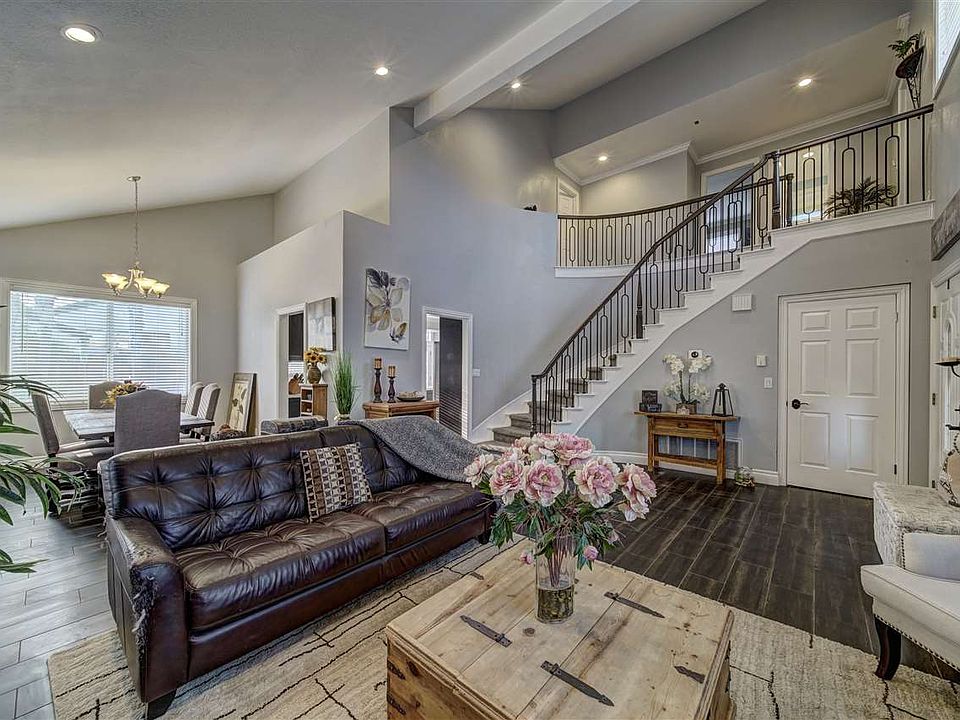 1st image of 2460 Del Mar Ct