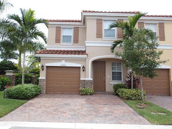 2nd image of 12440 Emerald Creek Ct