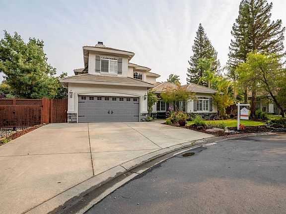 2nd image of 8743 Windshire Ln