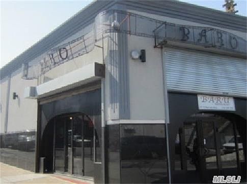 4th image of 4715 Barnett Ave