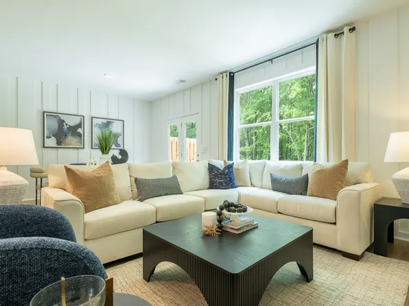 3132 Yellowhammer Dr, Marietta, GA 30064