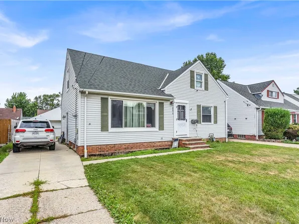 30015 Warren Rd, Wickliffe, OH 44092