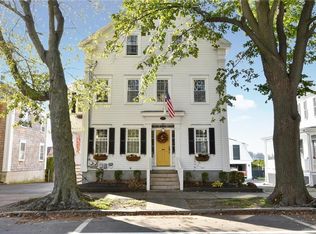 689 Hope St, Bristol, RI 02809