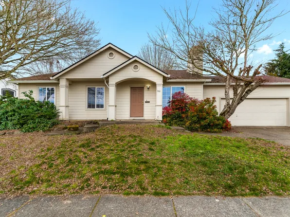 961 S 4th Ave, Cornelius, OR 97113