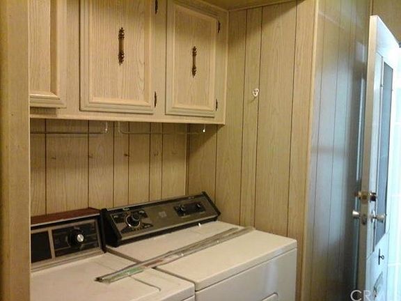 3rd image of 1452 Santa Susana Dr