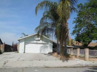1694 N Olive St, Highland, CA 92346