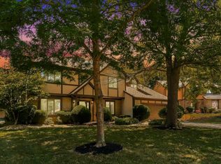 810 Whirlaway Cir, Columbus, OH