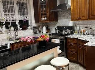 264 Morningside Ave FLOOR 2, Cliffside Park, NJ 07010