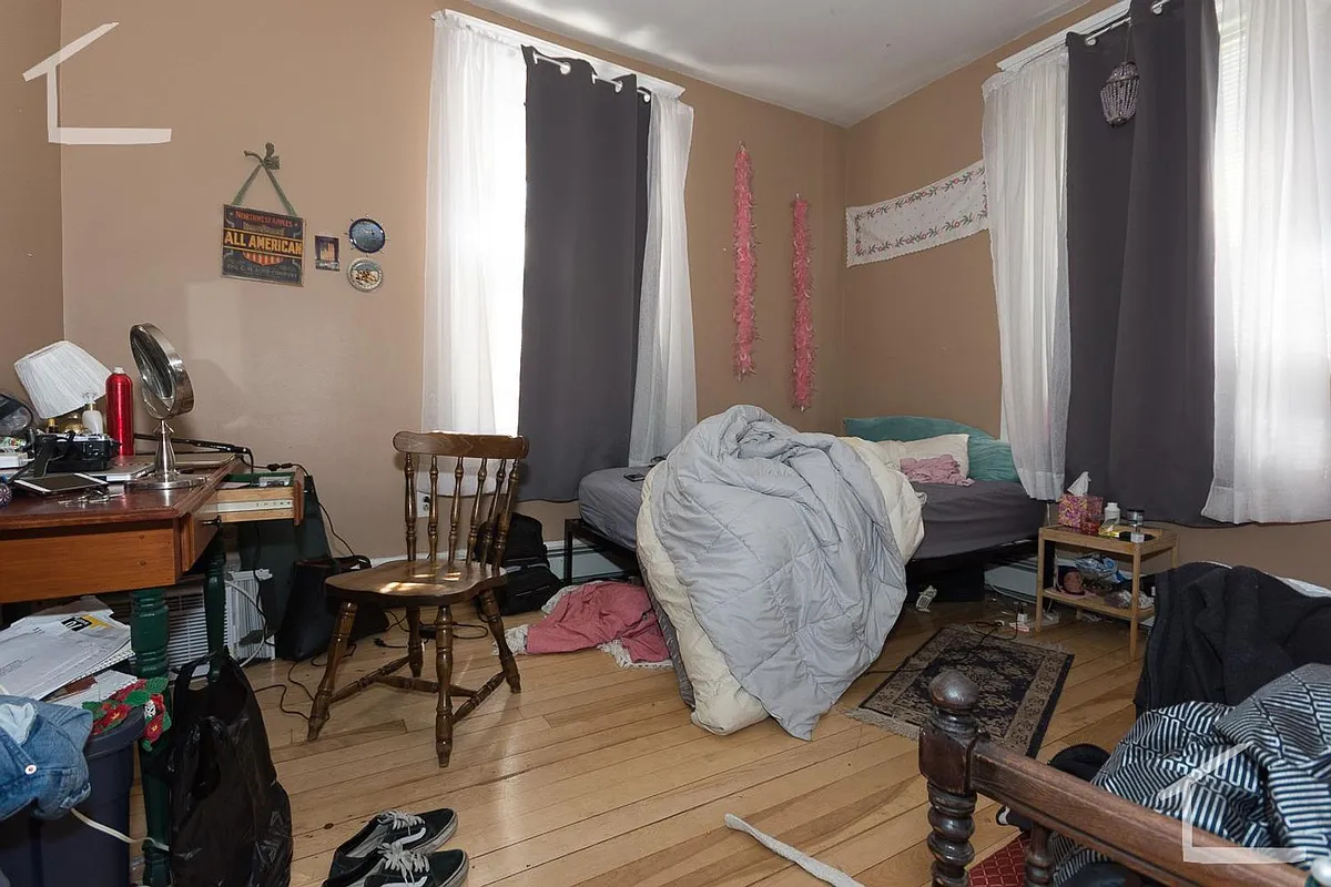 Building Photo - 185 Harvard Ave #4