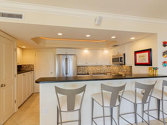 5th image of 3115 Gulf Shore Blvd N #301