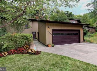 12303 Mulberry Ct, Woodbridge, VA
