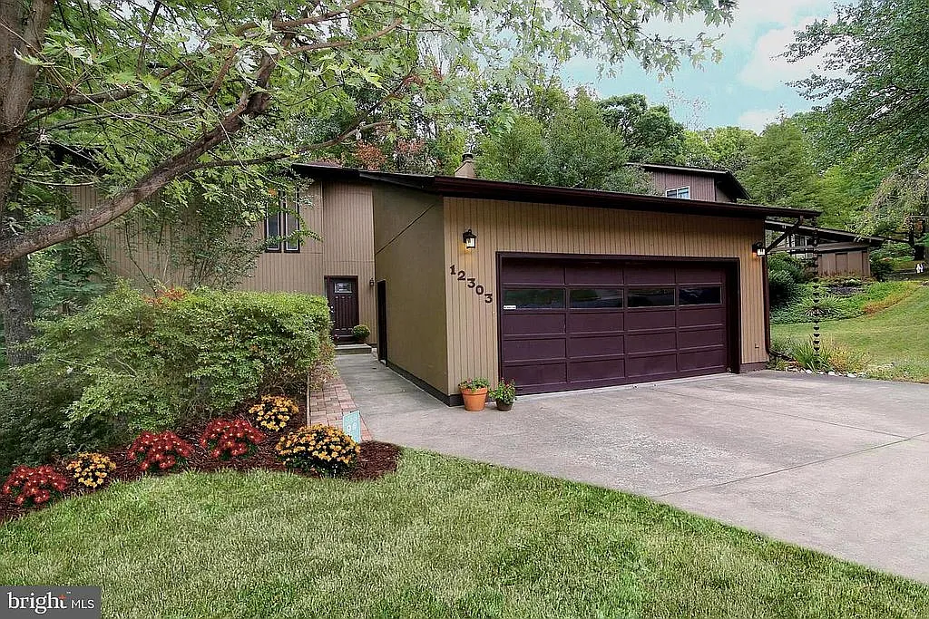 12303 Mulberry Ct photo 1