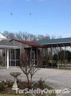 Boiling/Frying and Barbeque building