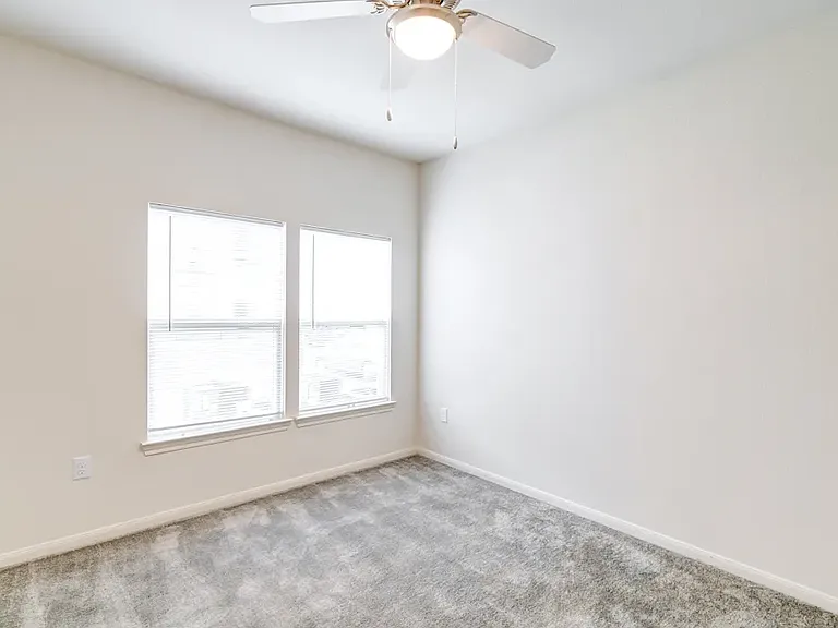 Crosswinds Apartment Homes — Photo 24