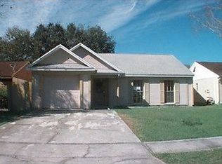 8330 Iberia Pl, Temple Terrace, FL 33637