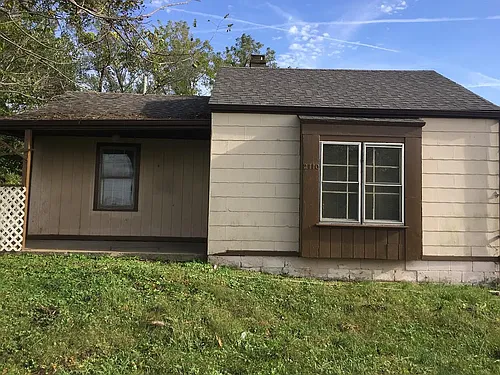 2110 Mousette Ln Photo 1