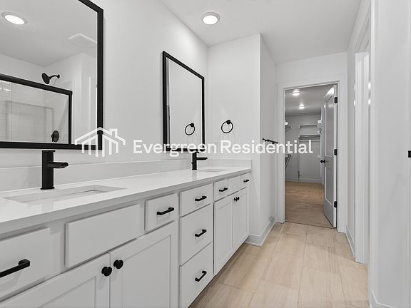 3rd image of 7009 NW 82nd Ter
