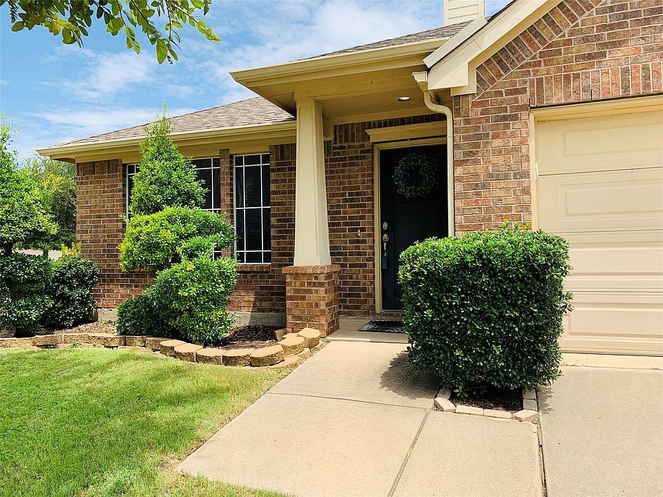 1st image of 2301 Aurora Dr