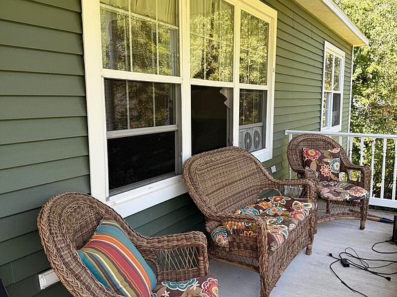 5th image of 55 Albert Drive