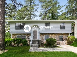 7335 Buck Creek Dr, Fairburn, GA 30213