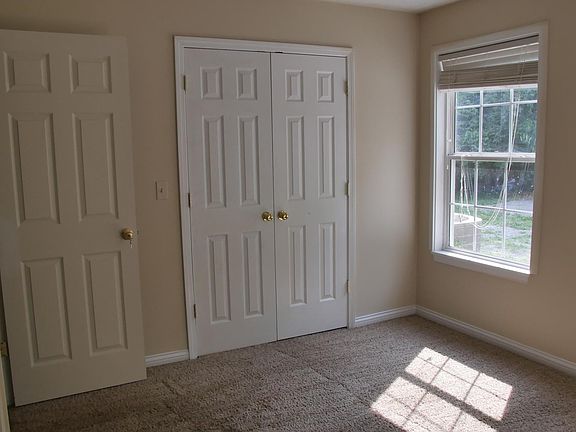 3rd image of 1203 Crescent Ave #B