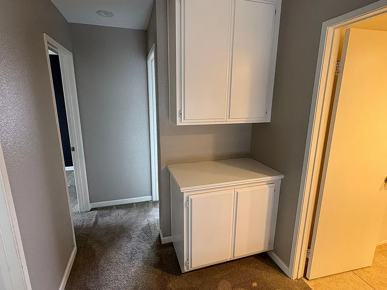 935 Ridgewood Dr — Photo 12