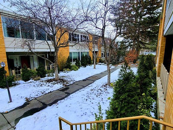 2nd image of 1935 S Douglas St APT 4