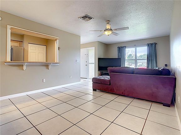 5th image of 3212 Timothy St