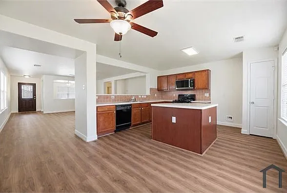 18110 Jills Way Ln — Photo 7