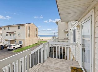 9 Cantamar Ct, Hampton, VA 23664