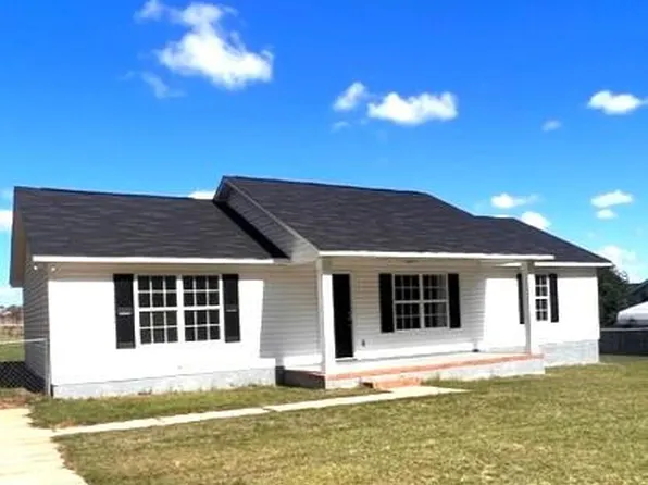 4515 Camden Hwy, Dalzell, SC 29040