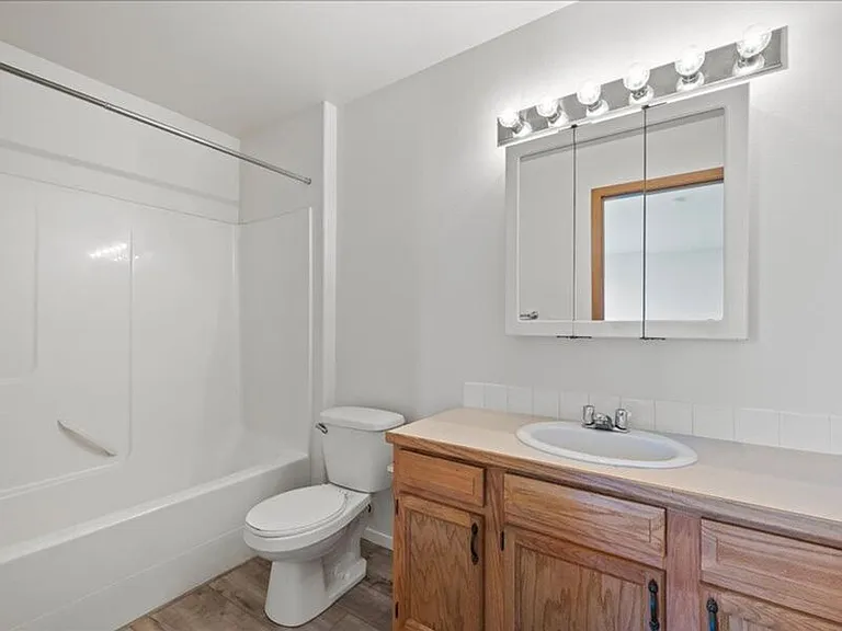 6405F Chapel Hill Blvd #F201 — Photo 16