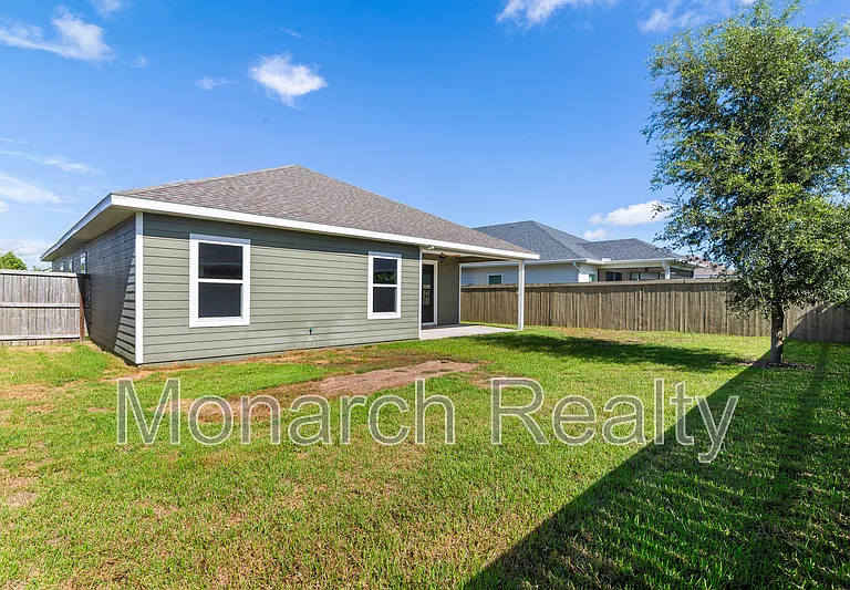 1689 SW 71st Cir — Photo 35