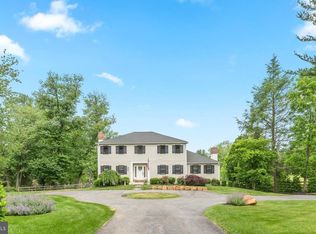 2031 White Horse Rd, Berwyn, PA 19312