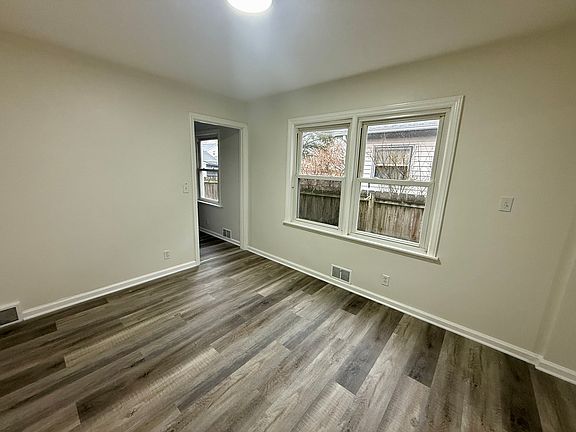 3rd image of 436 Larcomb Ave #436